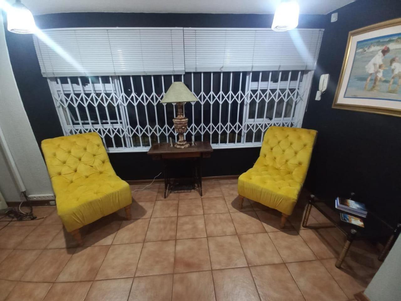 Anri Guesthouse Bloemfontein Kültér fotó