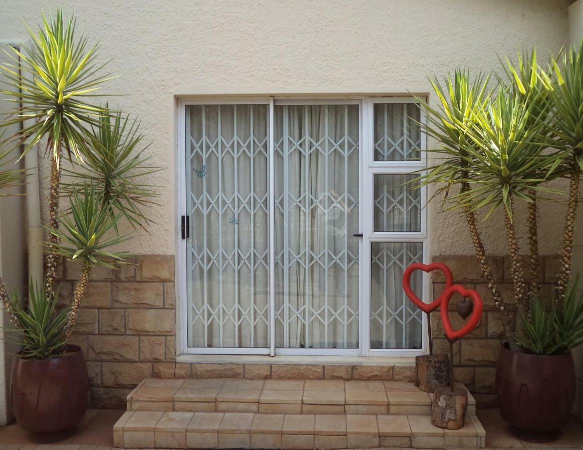 Anri Guesthouse Bloemfontein Kültér fotó
